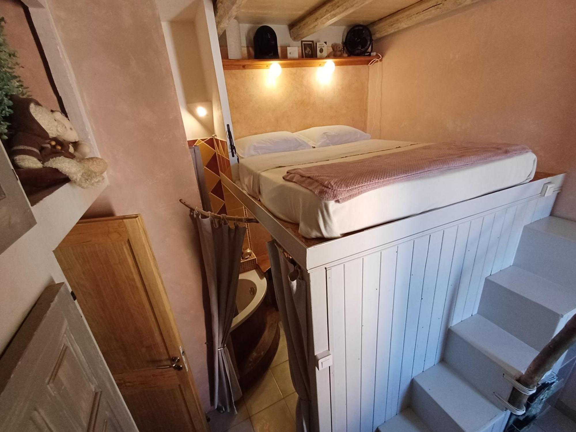 Casaluna, Chambre Climatisee Dans Maison De Village Sotta Ngoại thất bức ảnh